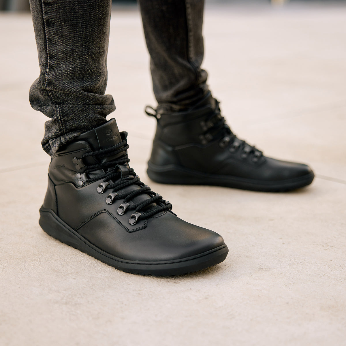 Cavalier Black