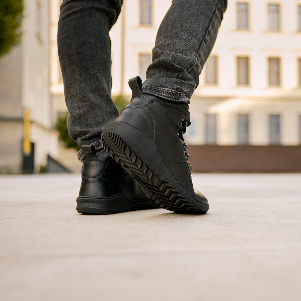 Cavalier Black