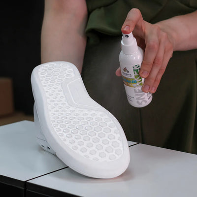 Čisticí sprej na boty a podrážky MAGIC CLEANER