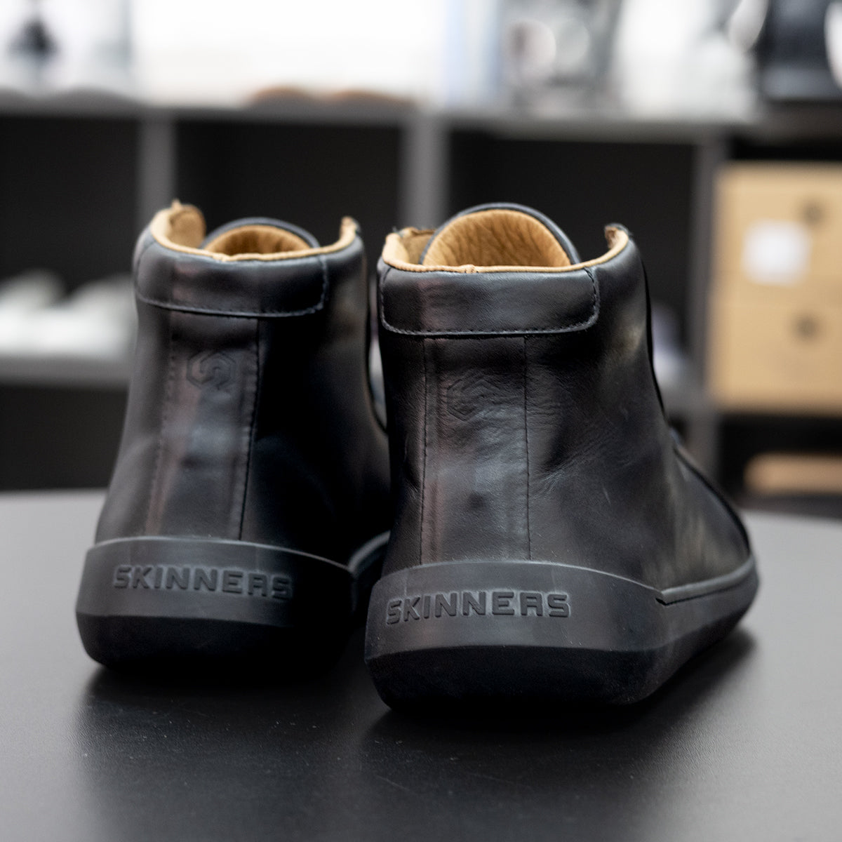 Moonwalker High Top Black (Black) – ments meg egy cipőt