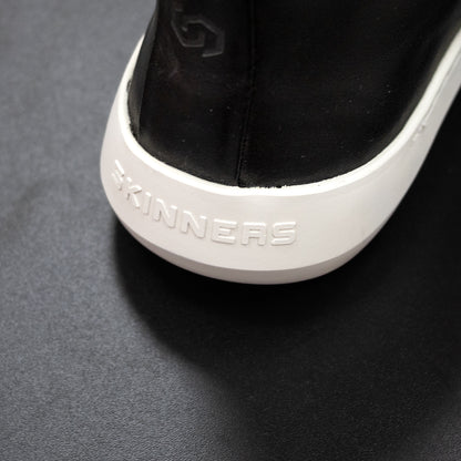 Moonwalker High Top Black – ments meg egy cipőt