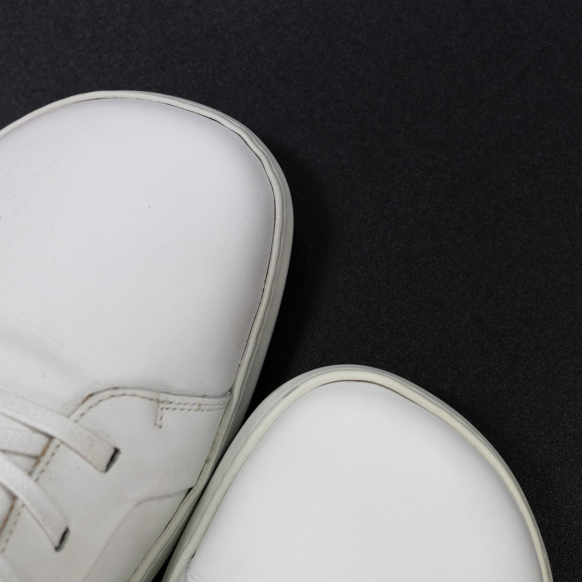Moonwalker High Top White – zachraň botu