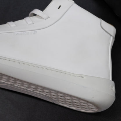 Moonwalker High Top White – zachraň botu